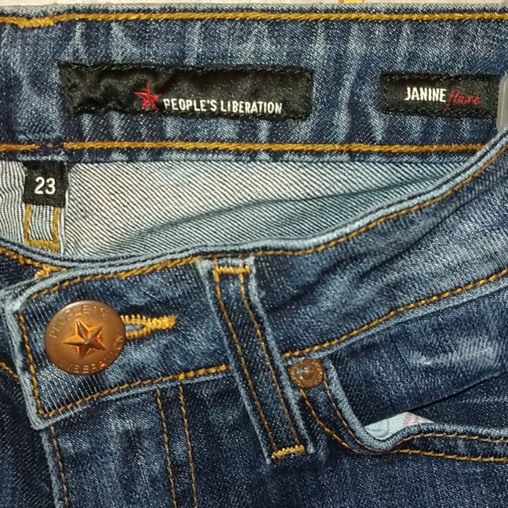 People's Liberation "Janine Flare" size 23